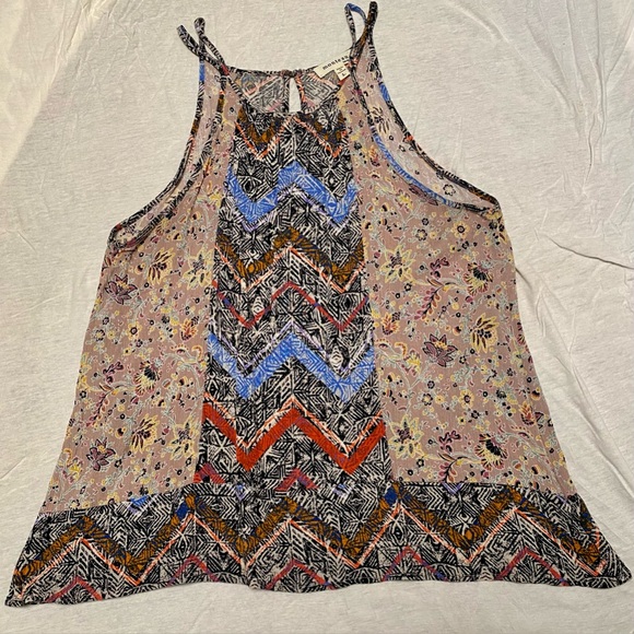 Monteau Patterned Tank Top - Picture 2 of 5